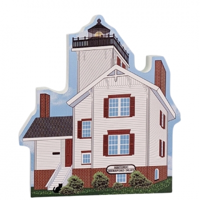 Wooden Replica of Hereford Inlet Lighthouse Anglesea, New Jersey. Handcrafted by Cats Meow Village in USA.