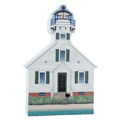 Wooden souvenir of Mission Point Lighthouse in Traverse City, MI. Handcrafted by The Cat's Meow Village in Ohio.