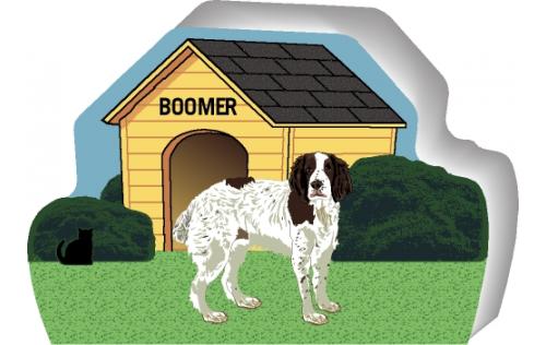 English Springer Field Spaniel can be personalized with your dog's name on the dog house