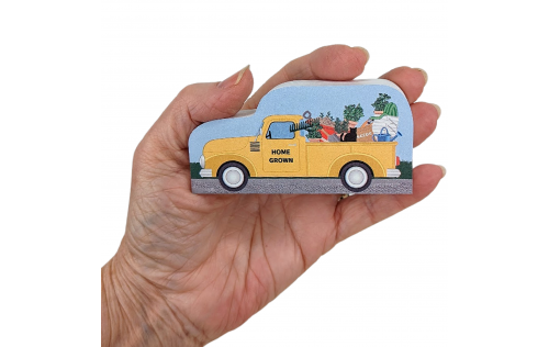 Add this Spring Planting vintage truck to you decor and imagine all those wonderful flower smells! Handcrafted in the USA by The Cat's Meow Village.