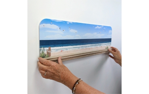 Use this beach scene shelf to display your coastal Cat's Meows all year-round. Handcrafted by The Cat's Meow Village in the USA.
