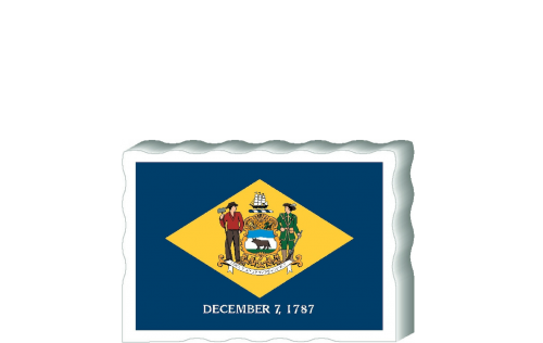 Slightly larger than a deck of cards, this wooden postcard version of the Virginia flag can fit into any nook around your home or workplace showing off your state pride! Handcrafted in the USA by The Cat's Meow Village.