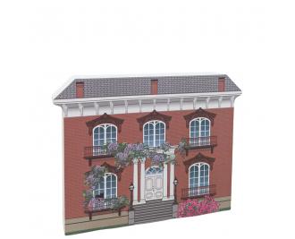 The beautifully detailed and colorful front of the Mercer House, Savannah, Georgia.  Handcrafted in 3/4" thick wood by The Cat's Meow Village in the USA.