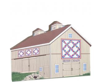 Double Irish Chain Quilt Barn detailed front handcrafted by Cat's Meow VIllage, USA