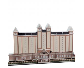 Dunes Manor Hotel, Ocean City, Maryland. Handcrafted in the USA 3/4" thick wood by Cat’s Meow Village.