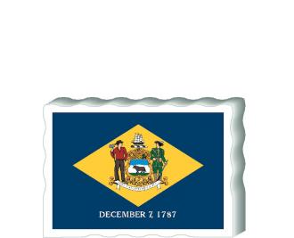 Slightly larger than a deck of cards, this wooden postcard version of the Missouri flag can fit into any nook around your home or workplace showing off your state pride! Handcrafted in the USA by The Cat's Meow Village.